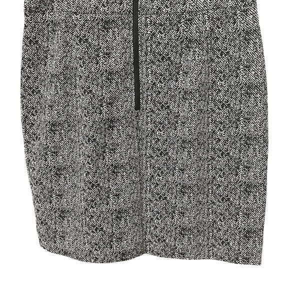 CABI Skirt Black White Tweed Sz 10 Stretch Back Zip EUC - Picture 4 of 7